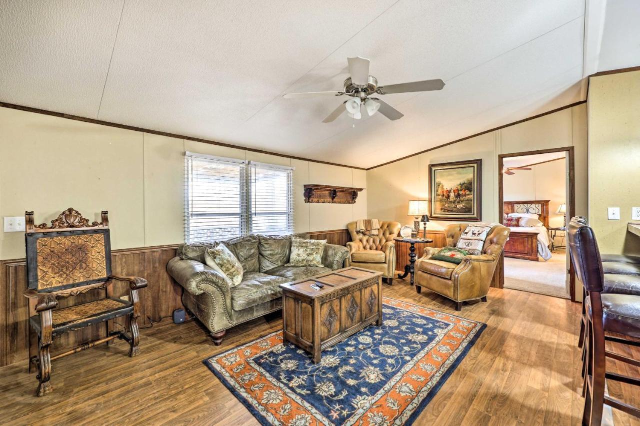 Ozark Mountain Cabin Rental On 300-Acre Ranch 外观 照片